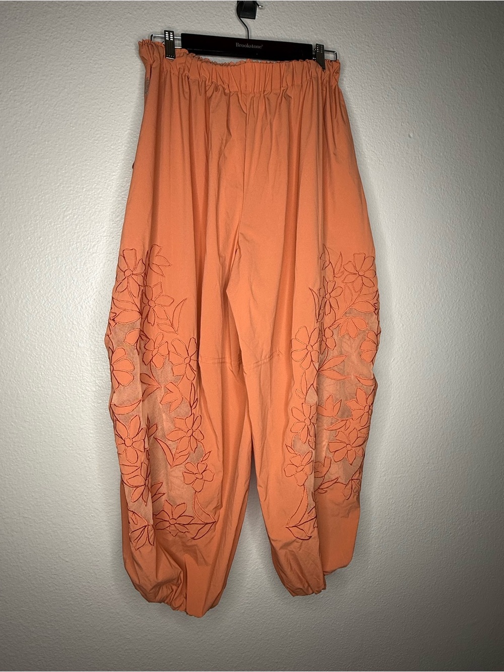 FP Movement Wild Bloom Pants in Terra, size M - Picture 7 of 8